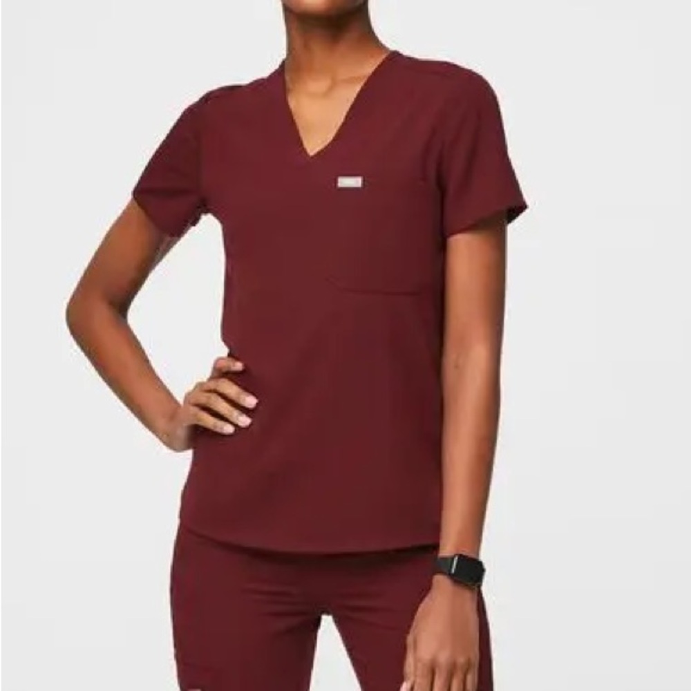 Figs Catarina One-Pocket Scrub Top - Burgundy, XS